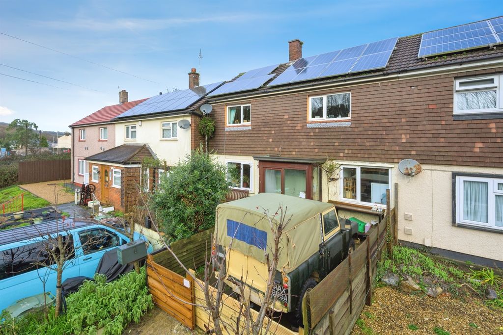 Property photo 1 of 22