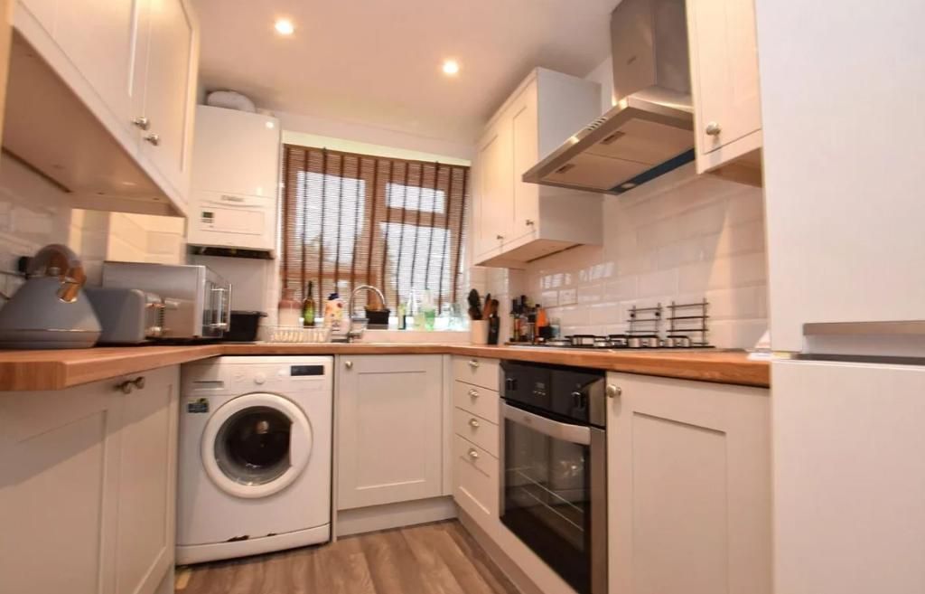 Property photo 2 of 2