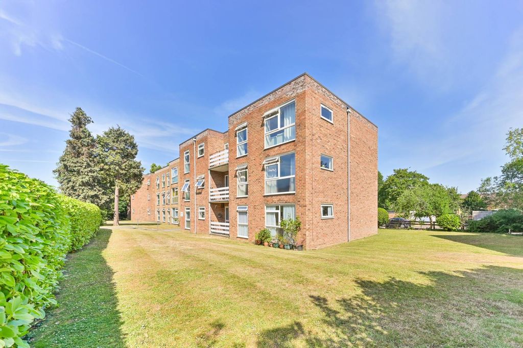 Property photo 1 of 13