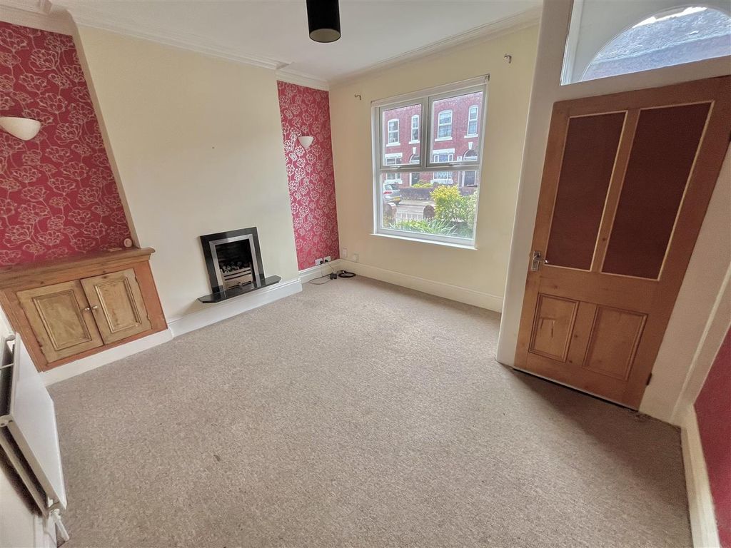 Property photo 2 of 19 Image 2