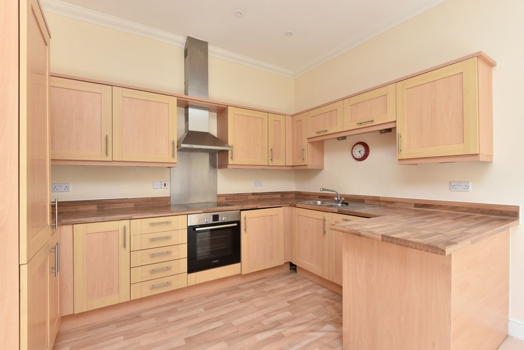 Property photo 3 of 12 5000505