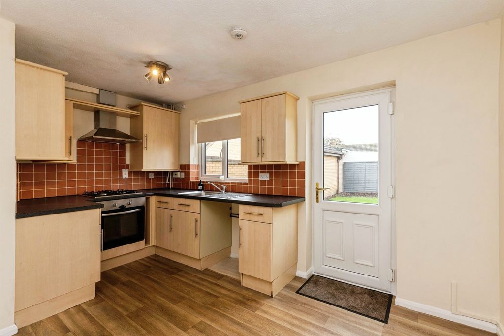 Property photo 3 of 17