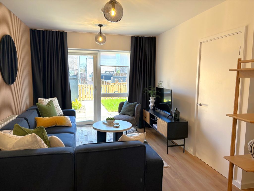 Property photo 3 of 13