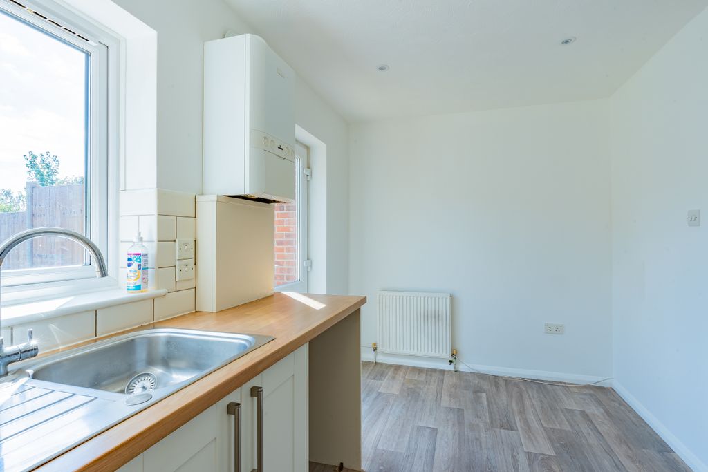 Property photo 3 of 13 Photo 7