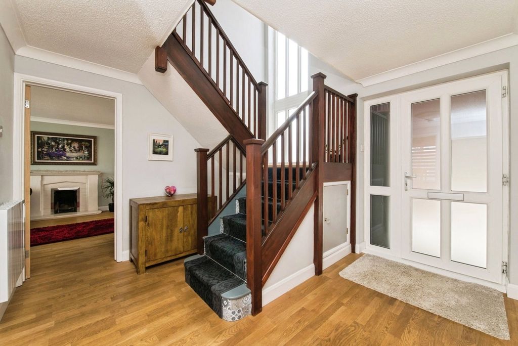 Property photo 2 of 26 Photo