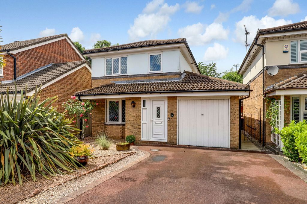 Property photo 1 of 17