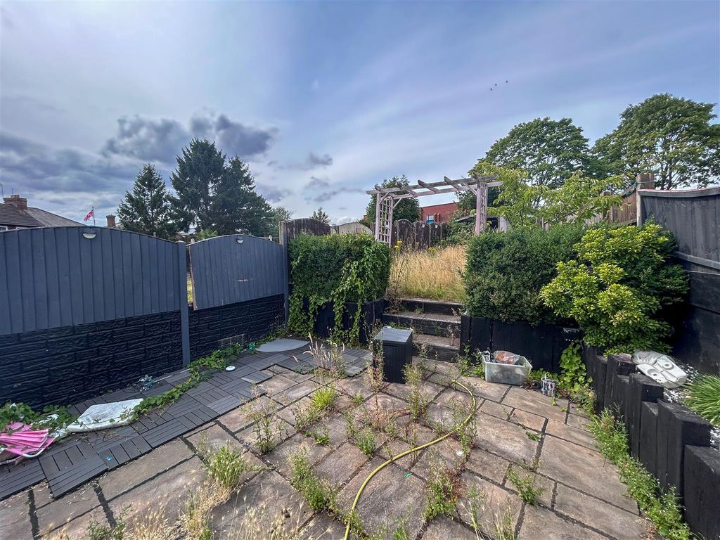 Property photo 2 of 4