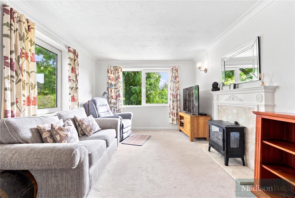 Property photo 2 of 16 Picture No. 09