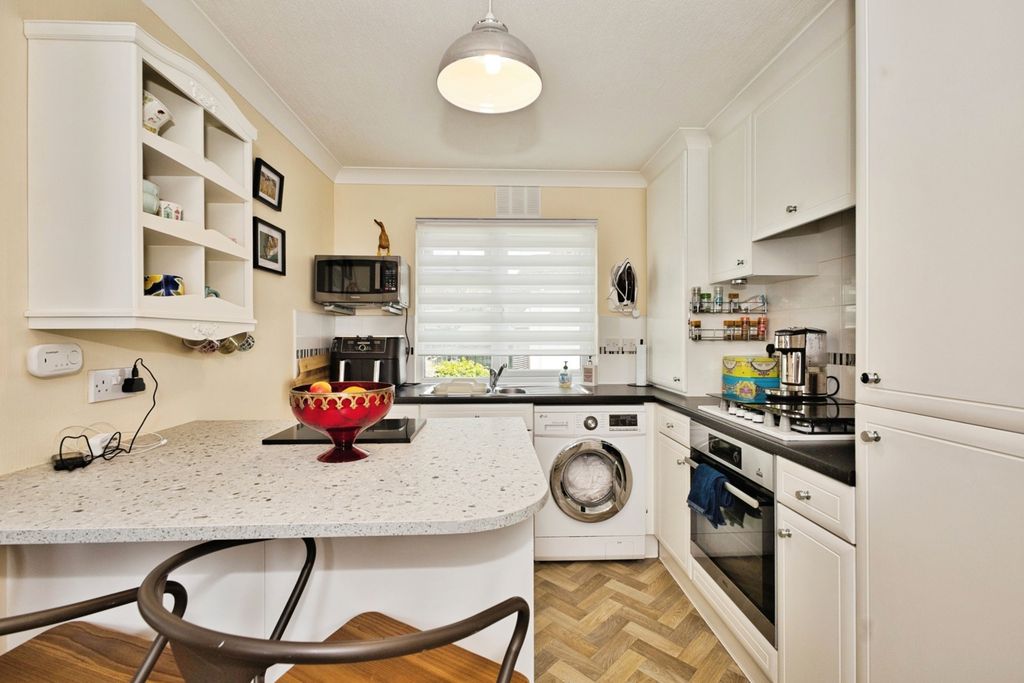 Property photo 2 of 19 Pbox-Img.Jpg