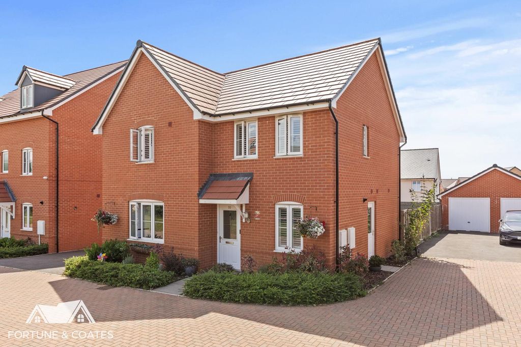 Property photo 1 of 30 Wagtailcrescent_28.Jpg