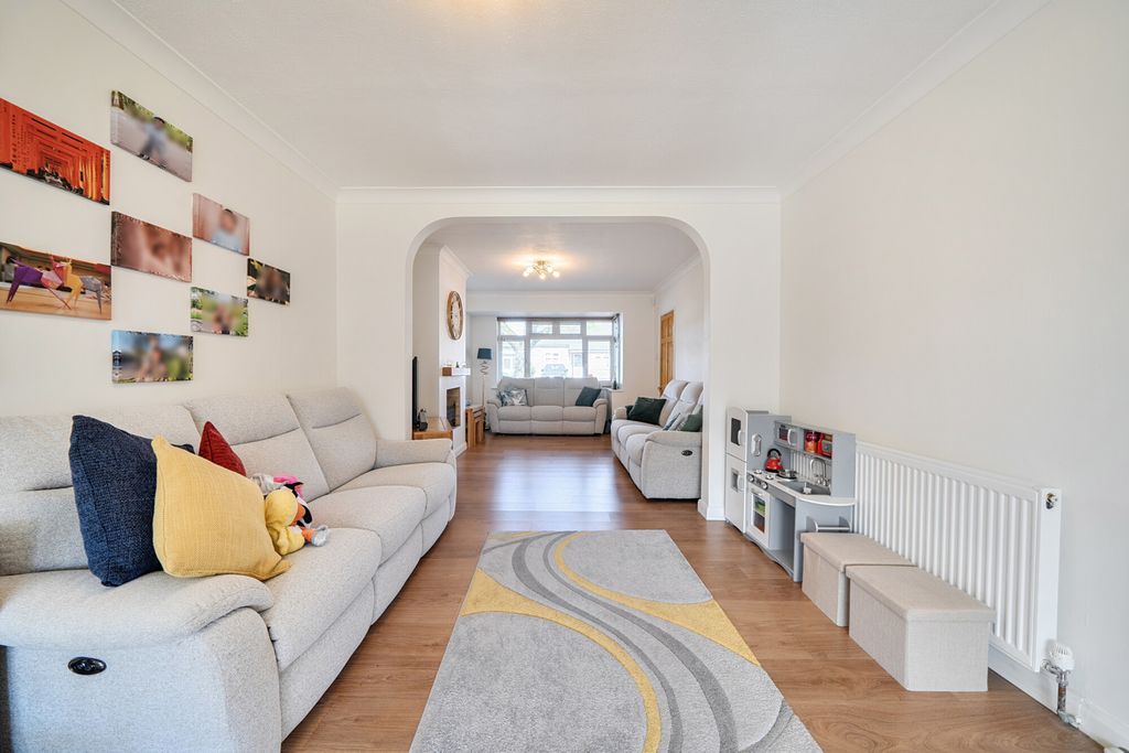 Property photo 2 of 20 1438684-20-69De22...