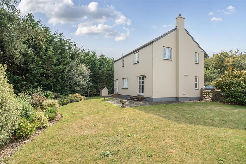 Property photo 3 of 22