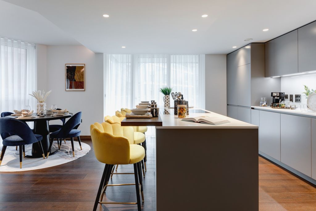 Property photo 2 of 11 Redcow-Paddington_Gardens-Interiors-074.Jpg