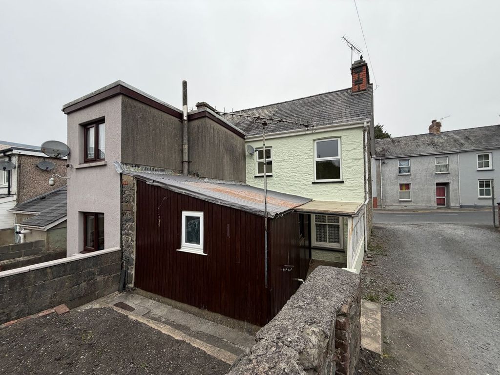 Property photo 2 of 15