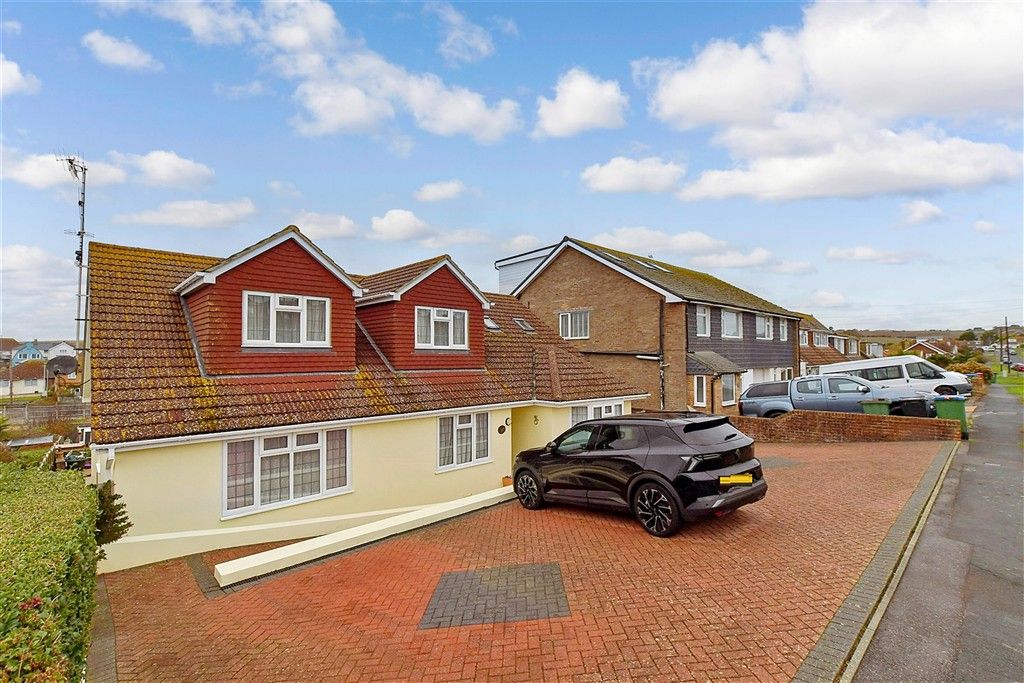 Property photo 1 of 15 External (Web)