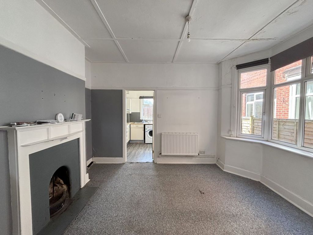Property photo 2 of 10 Image 2