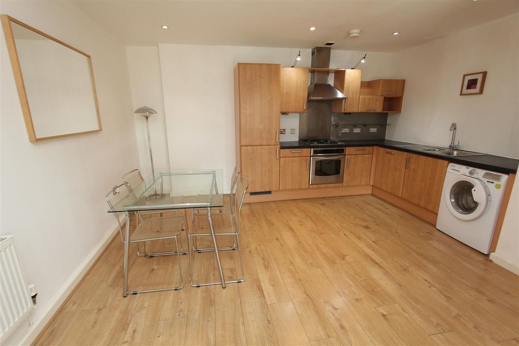 Property photo 2 of 10 Dining.Jpg