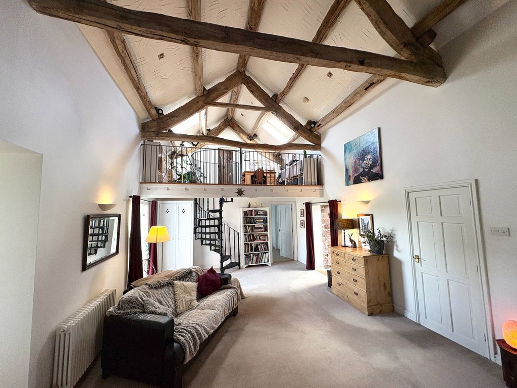 Property photo 3 of 38