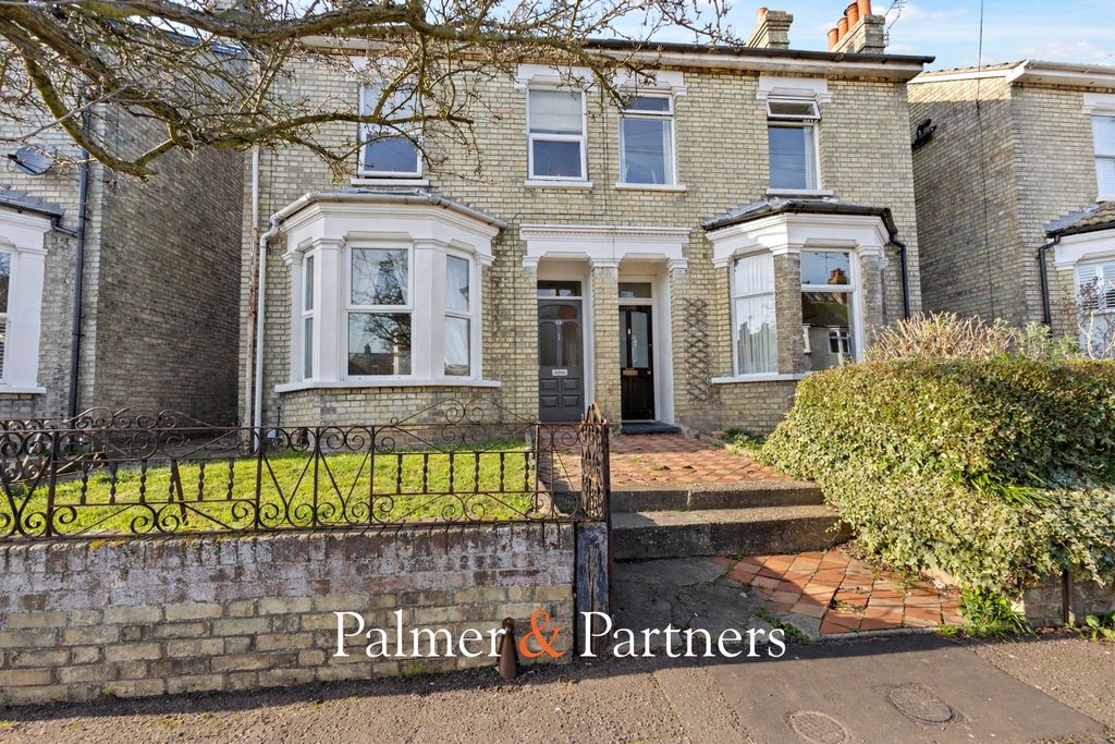 Property photo 1 of 27 Picture No. 38