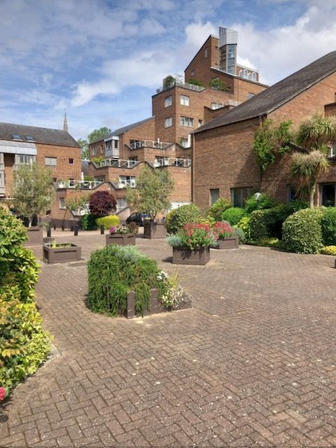 Property photo 2 of 10