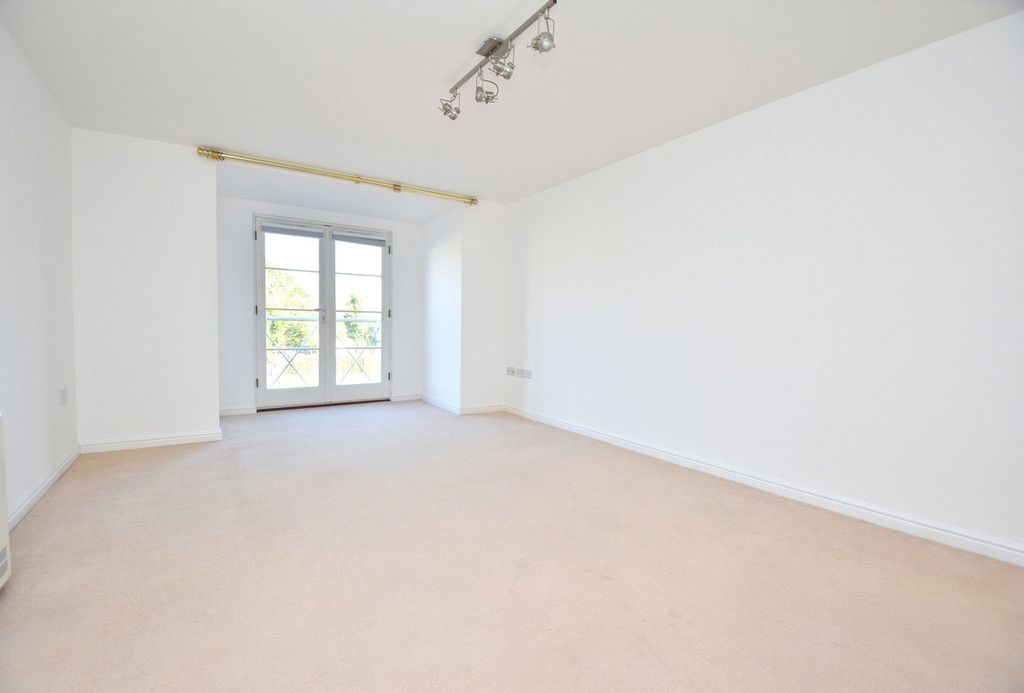 Property photo 2 of 9 Picture No. 09