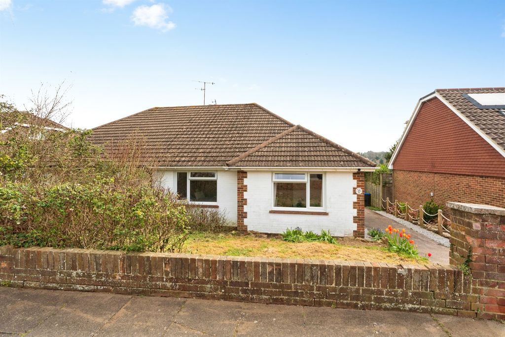 Property photo 1 of 20