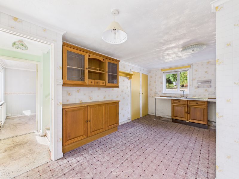 Property photo 2 of 13 Kitchen