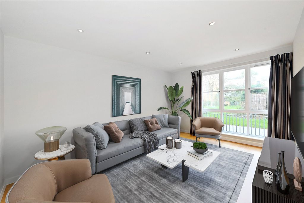 Property photo 2 of 9 Reception