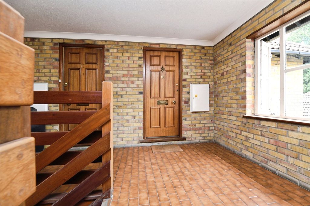 Property photo 3 of 8 Picture No. 15