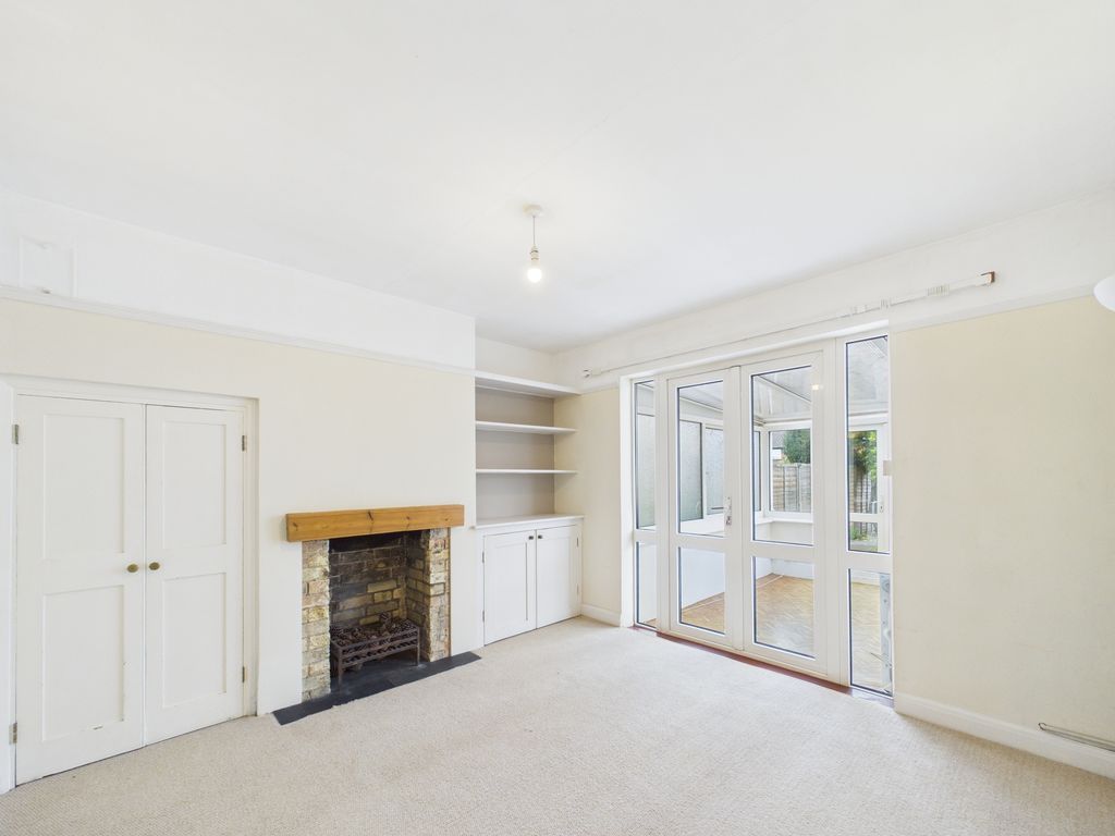 Property photo 3 of 16 Cam03259G0-Pr0264-Still008