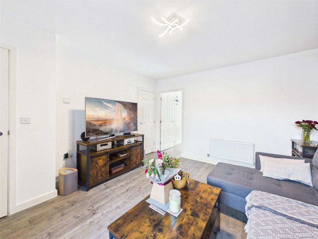 Property photo 3 of 22 Picture No. 69