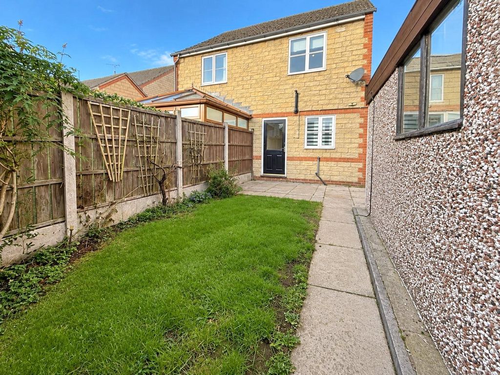 Property photo 2 of 17 Picture No. 13