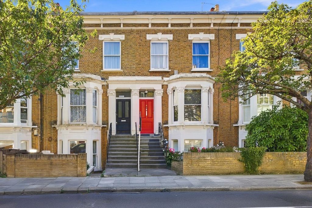 Property photo 1 of 6