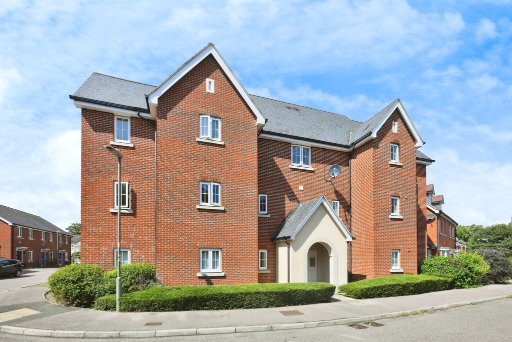 Property photo 1 of 13