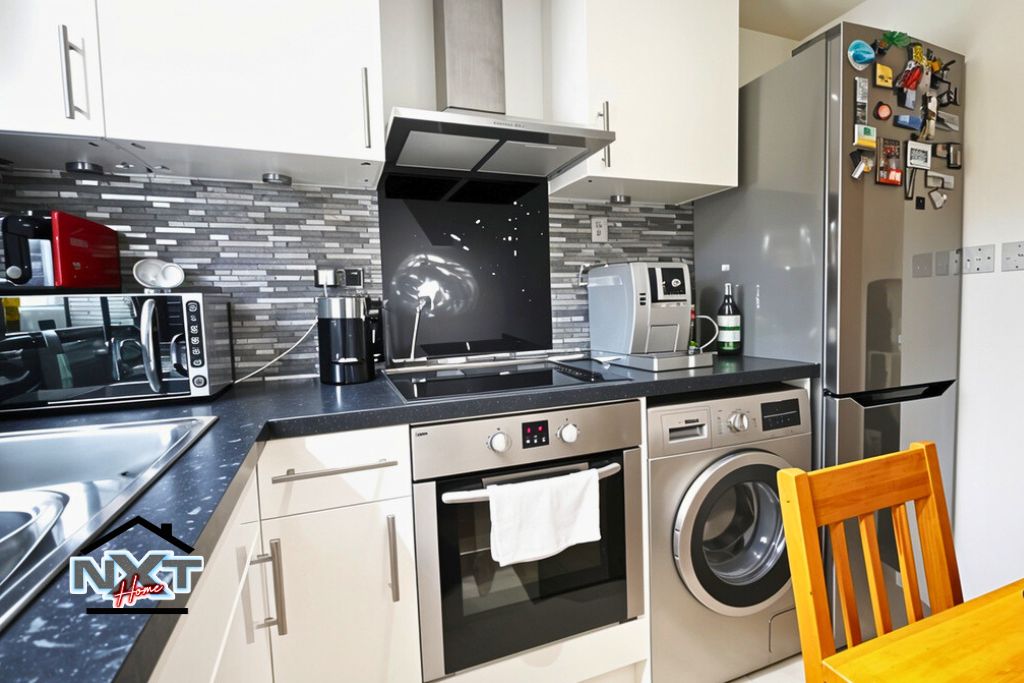 Property photo 3 of 8 Photo 3