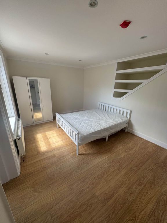 Property photo 2 of 4
