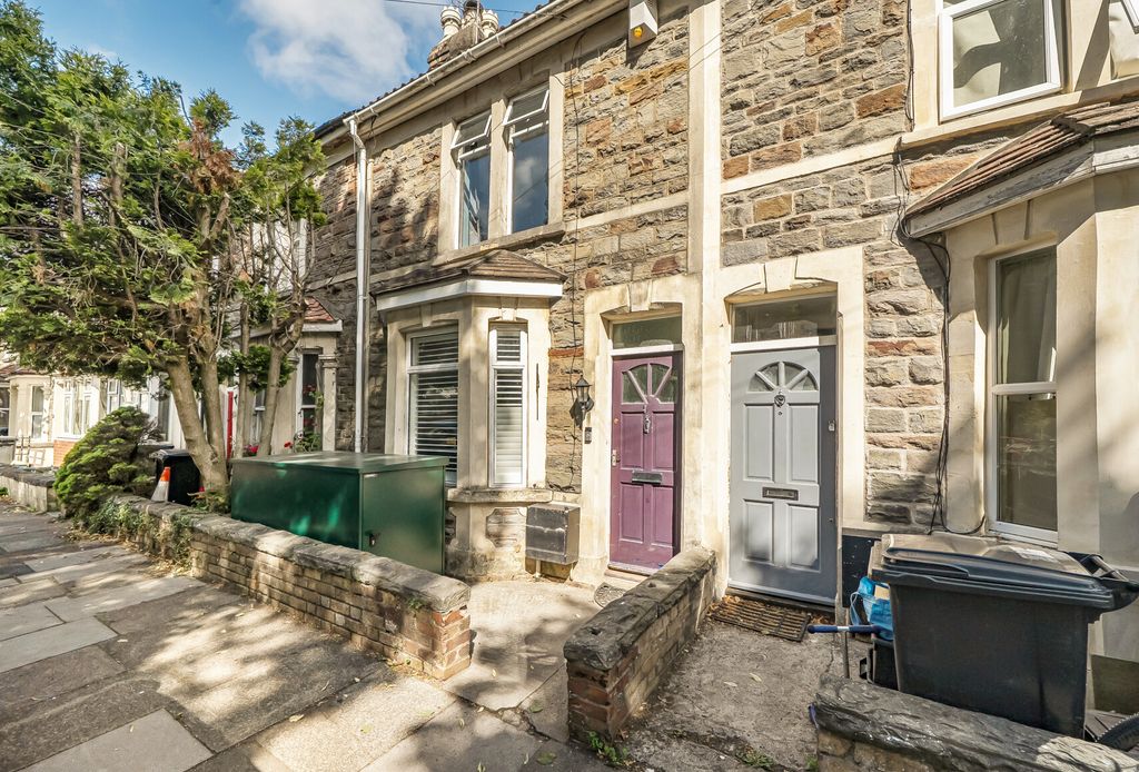 Property photo 1 of 23 1493396-1-6A57569...