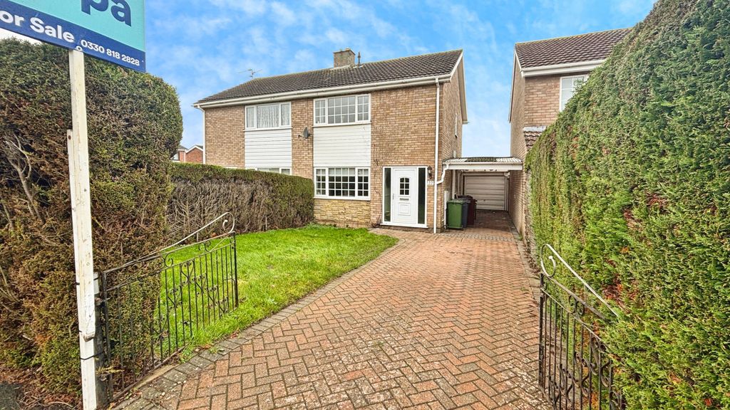 Property photo 1 of 14 Front