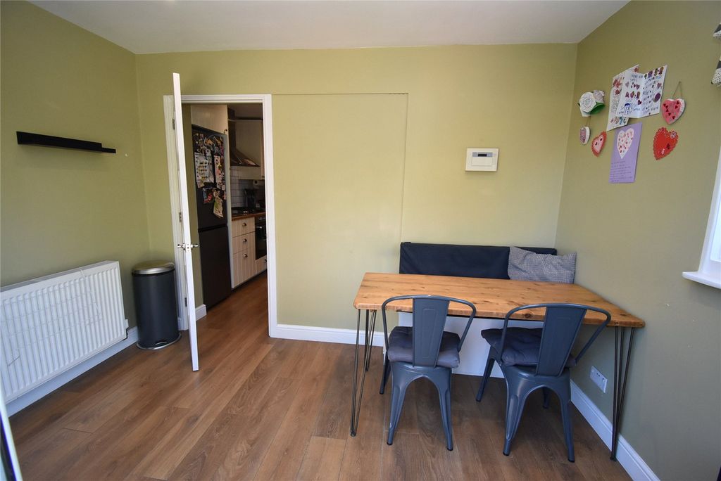 Property photo 3 of 12 Picture No. 15