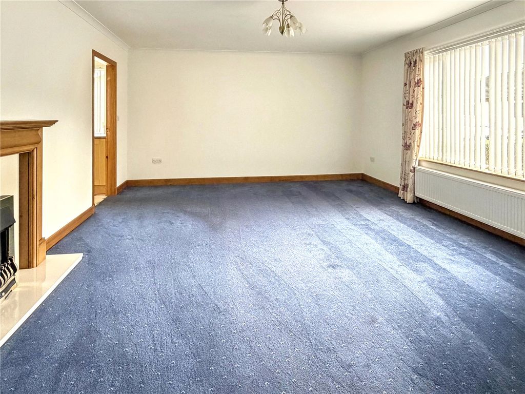 Property photo 3 of 27 Picture No. 04