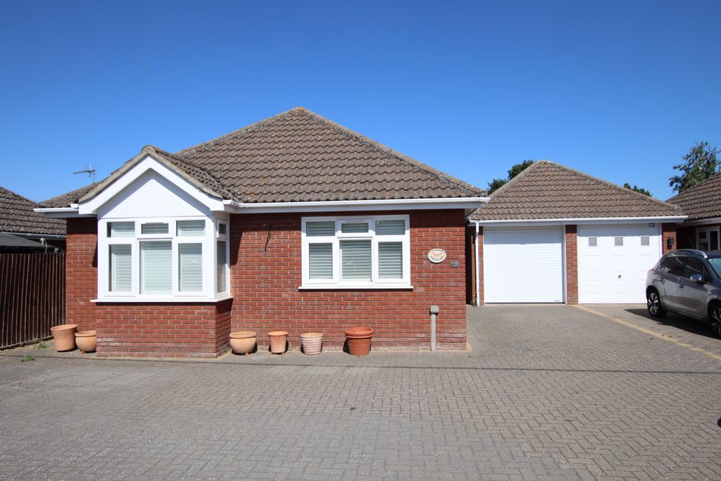 Property photo 2 of 18 Img 0158