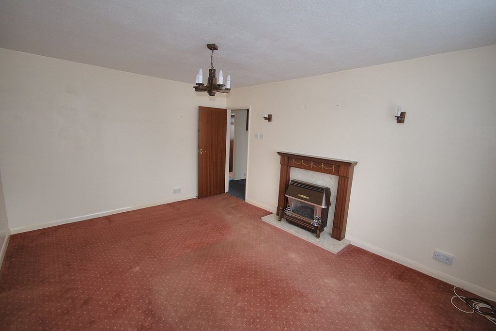 Property photo 3 of 21