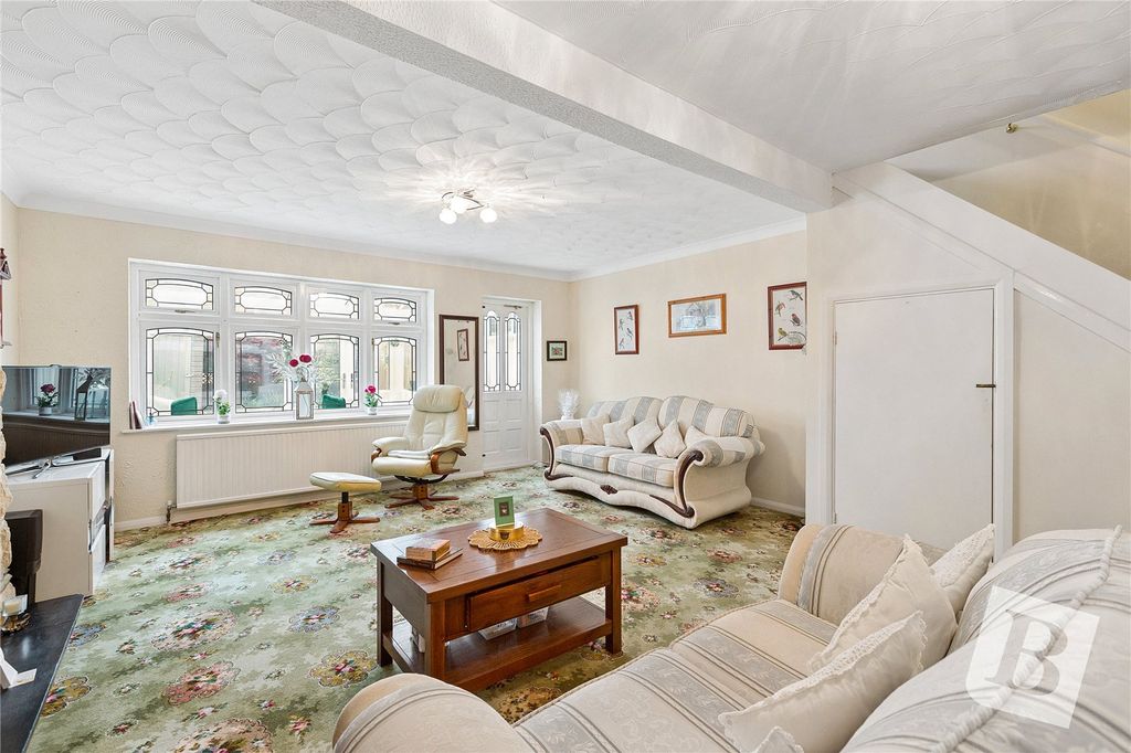 Property photo 2 of 12 Living Room