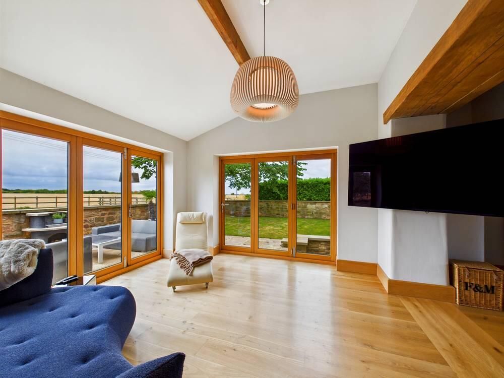 Property photo 2 of 62 Living Room