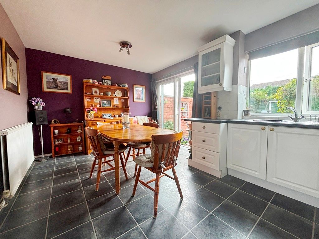 Property photo 2 of 12 Kitchen/Diner