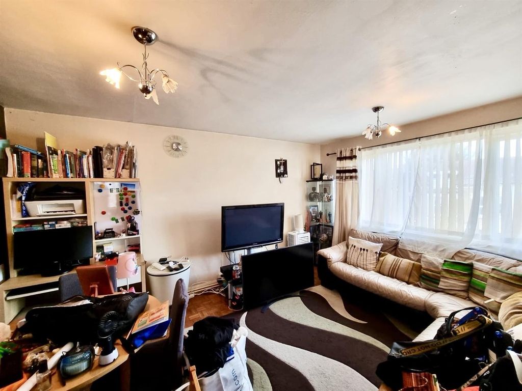 Property photo 2 of 13 C8E14Bf1-1349-4Ef1-Ab79-5811801Ead05.Jpg