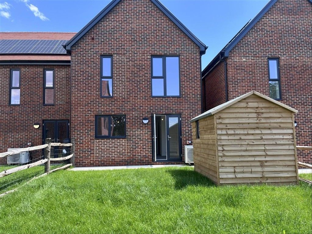 Property photo 2 of 13 Back Of House (Original)