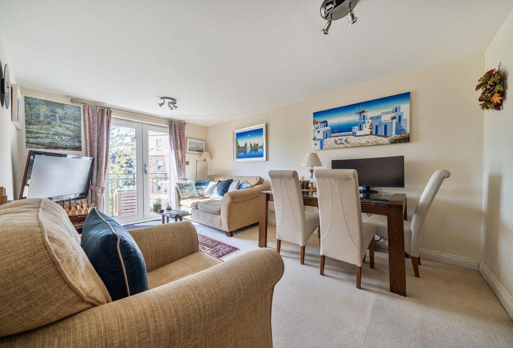 Property photo 2 of 16 1452538-4-69Eb2F4...