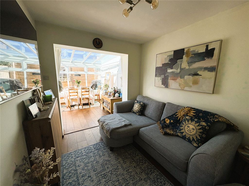 Property photo 2 of 14 Picture No. 08