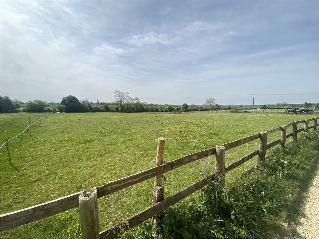 Property photo 3 of 5 Picture No. 08